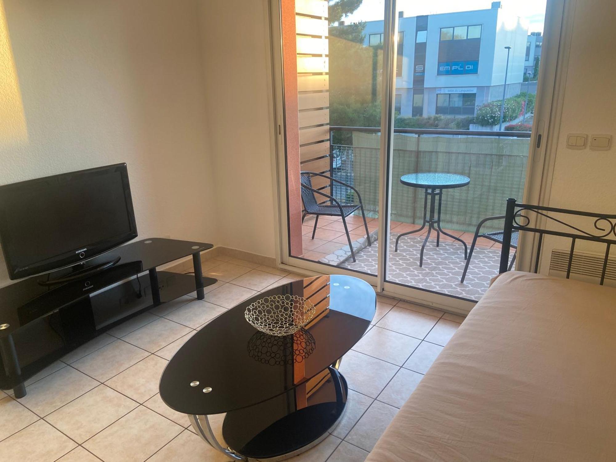 Apparemment Lumineux Proche De La Mer Apartment Beziers Exterior photo